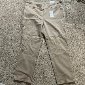 NWT tan Croft & Barrow straight mid rise stretch pull-on pant. 18 short